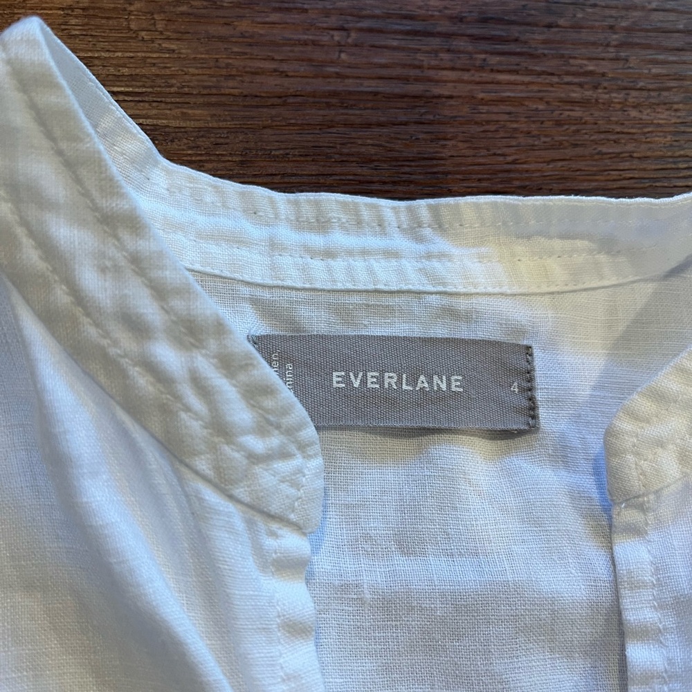 EVERLANE 100% Linen White Short Sleeve Split-Neck Top Shirt Flowy Breezy Size 4 - Picture 8 of 12